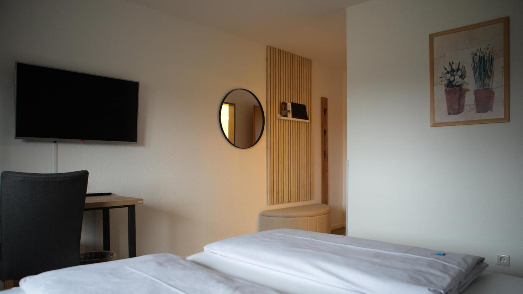 Garni Hotel Hof Zum Ахаус Экстерьер фото