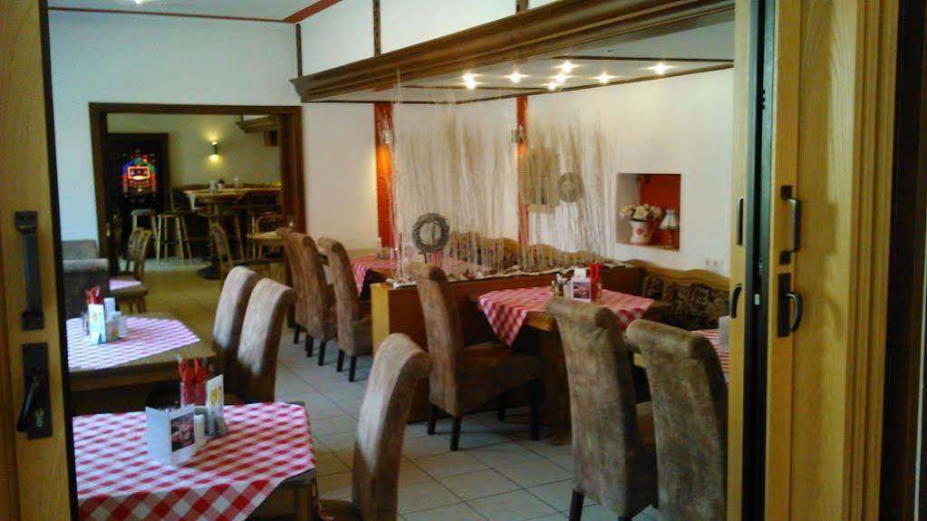 Garni Hotel Hof Zum Ахаус Экстерьер фото